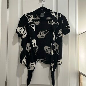 😱 Scream Ghostface Button-down Crop Top😱